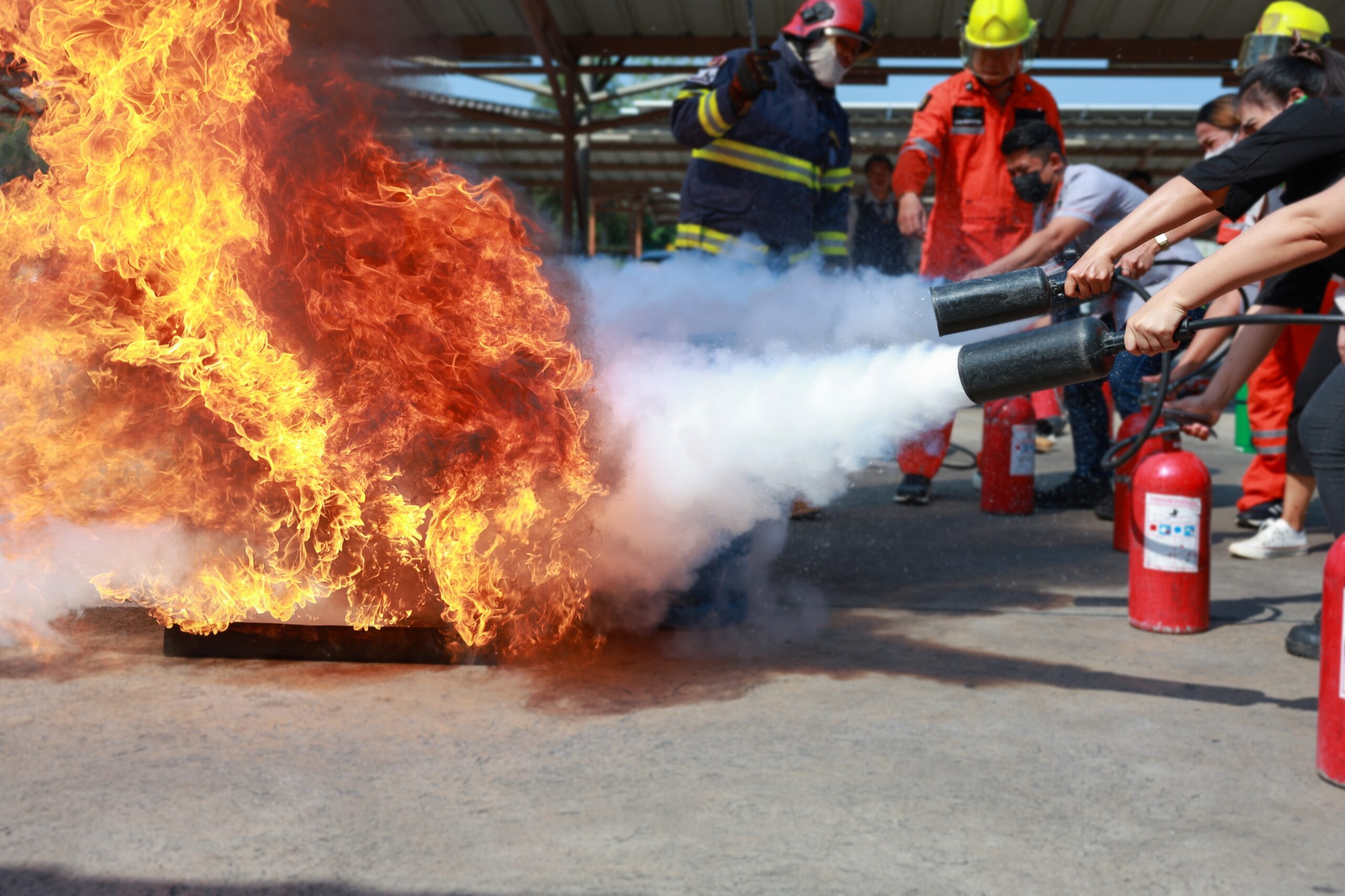 Employees,Firefighting,Training,,Concept,Employees,Hand,Using,Fire,Extinguisher,Fighting Employees,Firefighting,Training,,Concept,Employees,Hand,Using,Fire,Extinguisher,Fighting